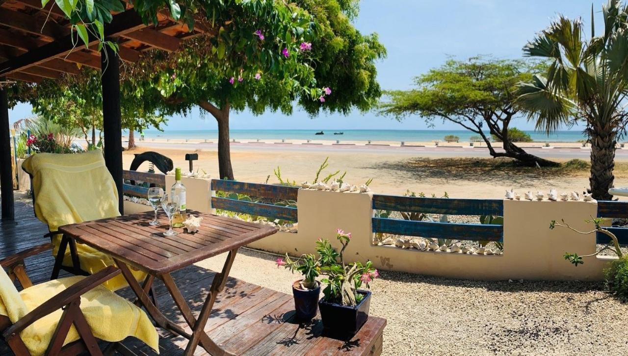 Aruba Sunset Beach Studios Palm Beach Exterior photo